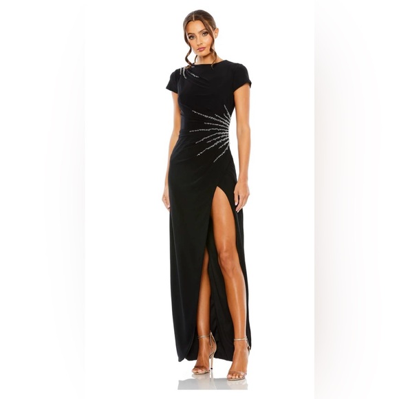 Mac Duggal Slit Gown with Side Beaded Detail Size 14 NWOT - Picture 1 of 3